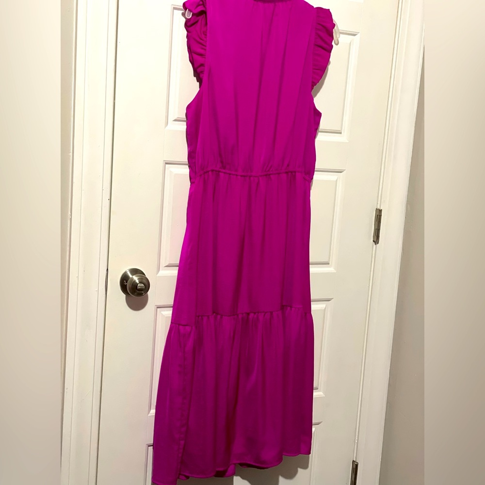 Size 14 US magenta ruffle dress never worn
